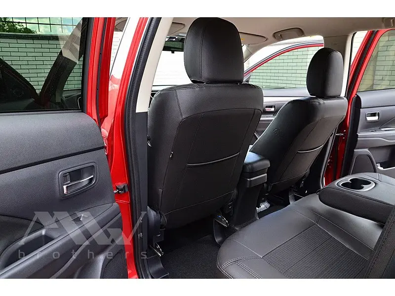 Авточохли модельні MW Brothers для Mitsubishi Outlander III c 2013 - фото 7