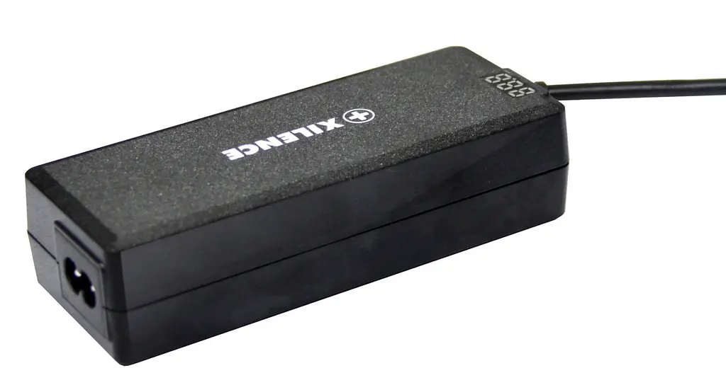 Адаптер живлення для ноутбука Xilence 90W Mini Universal Чорний - фото 2