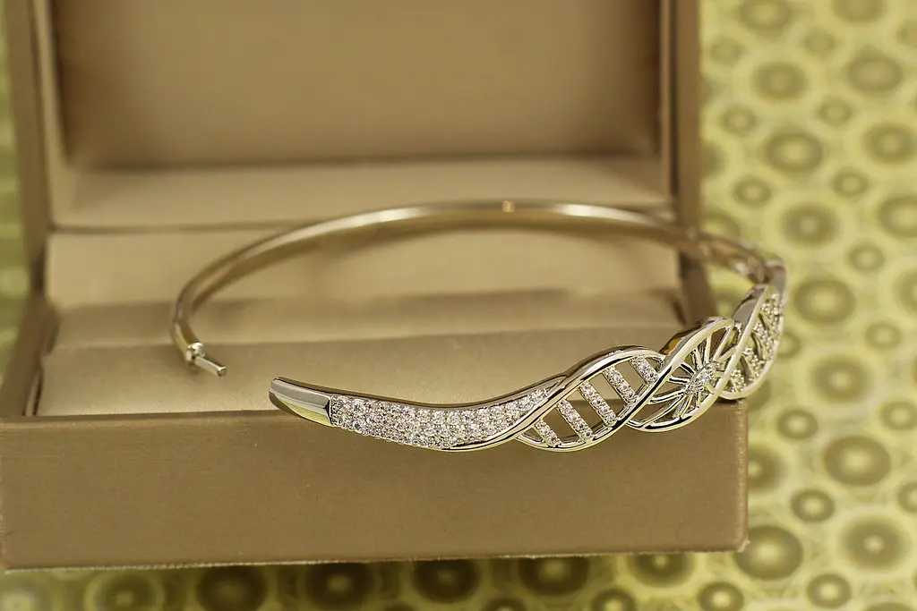 Браслет бенгл Xuping Jewelry Хвиля блиску 57 мм на руку від 16 см до 18 см сріблястий - фото 2