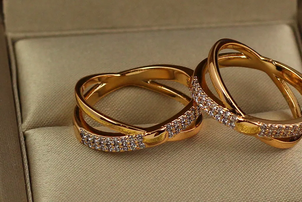 Кільце Xuping Jewelry правильний напрямок р 16 золотисте - фото 2