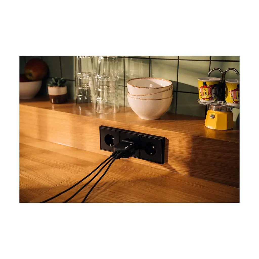 Зарядний пристрій Verbatim MiniGaN 70 W 3 ports (2xUSB-C/1xUSB-A) (32229) - фото 7