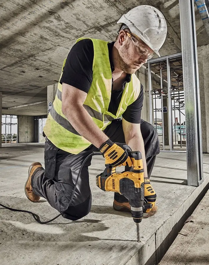 DeWALT Перфоратор DeWALT SDS-Plus 950Вт 3.5Дж 0-5200уд/хв 0-1150об/хв 3 режими кейс 3.7кг - фото 3