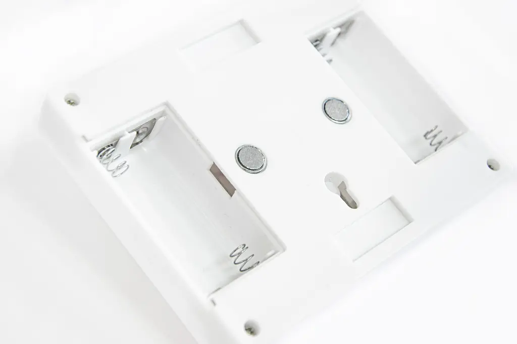 Светильник настенный светодиодный на батарейках 4 LED модуля лед фонарь ночник - фото 4