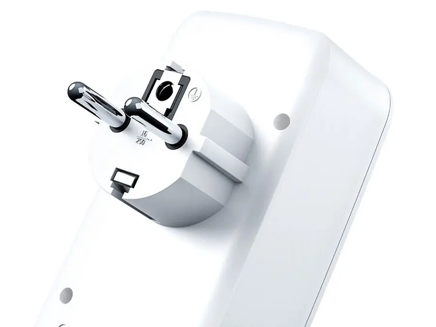 Мережевий розгалужувач XO WL08 EU Smart Wall Plug Conversion Socket (3 х розетки 2 х USB) білий - фото 2