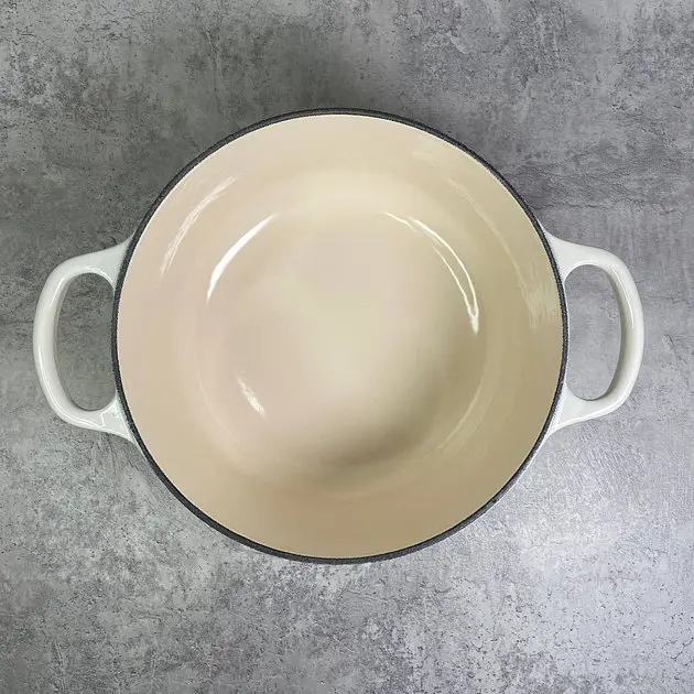 Каструля з кришкою Le Creuset Signature Cast Iron Round Casserole 21177247164430 24 см 4.2 л безе - фото 2