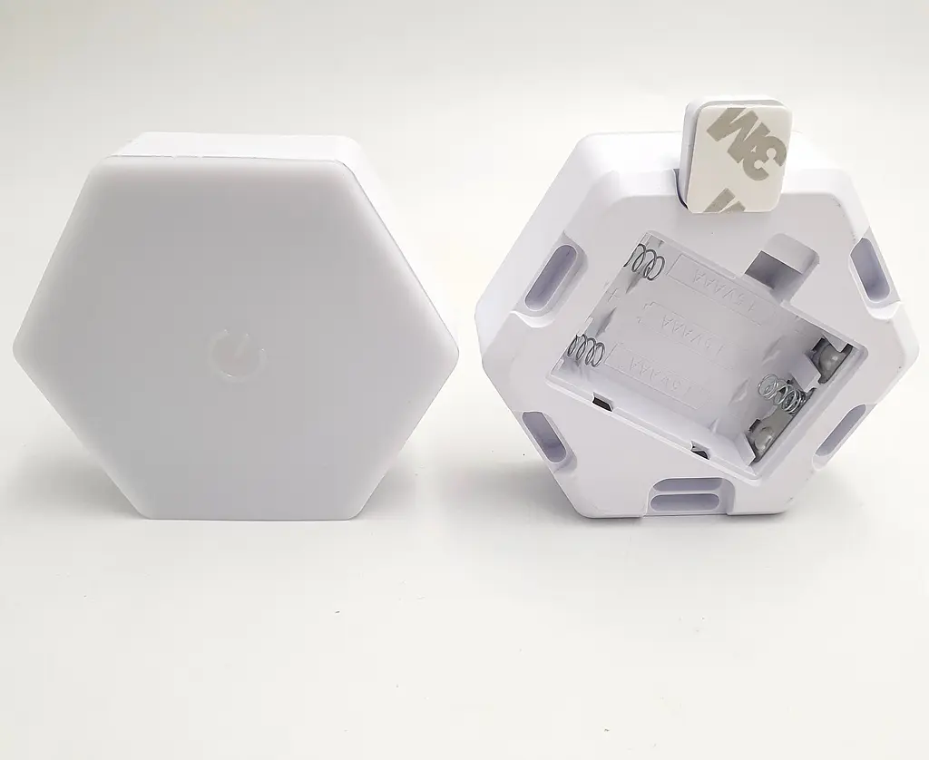 LED світильник сенсорний настінний модульний шестигранний з пультом 1 шт UKC білий - фото 5