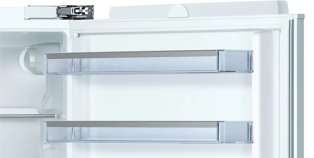Вбудована холодильна шафа Bosch KUR15ADF0 біла (KUR15ADF0) - фото 3