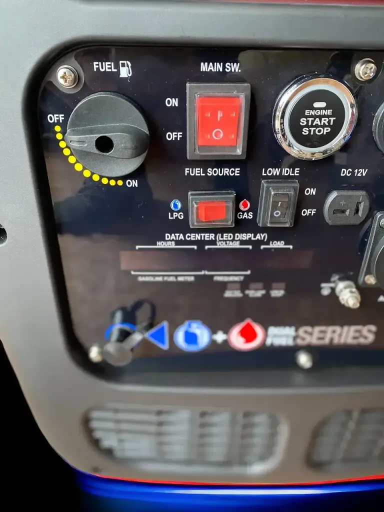 Інверторний Генератор газ-бензин Honda EU40i-LPG (бензин 4.8/4.3 кВт, газ – 4.3/4.0 кВт) - фото 3