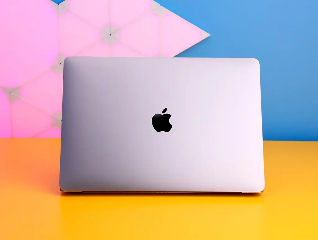 Ноутбук Apple MacBook Air 13` 8/256GB Space Gray 2020 (MGN63) Б/В - фото 5