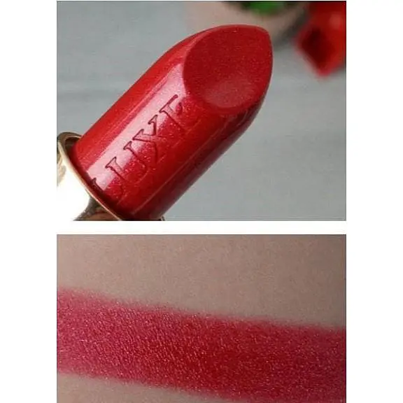 Увлажняющая губная помада Avon Luxe Багровый аметист/Red Haute 3.6 г - фото 2