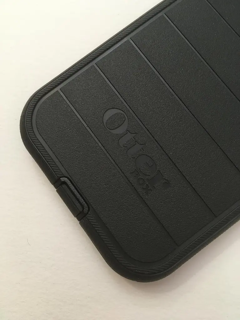 Чохол протиударний з кліпсою OtterBox Defender Pro 77-66213 для iPhone 12/12 Pro (6.1") Black - фото 2