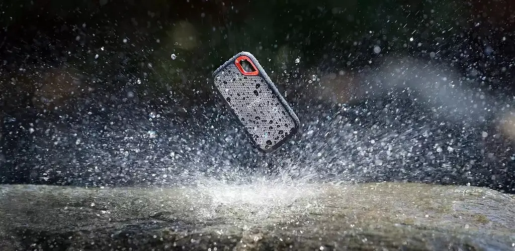 Накопичувач зовнішній SSD 1TB SanDisk Extreme Portable E61 (SDSSDE61-1T00-G25) - фото 4