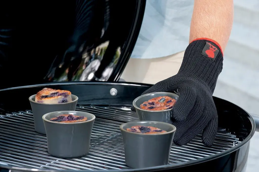 Жаростійка рукавичка Weber розмір S-M (6669) - фото 3