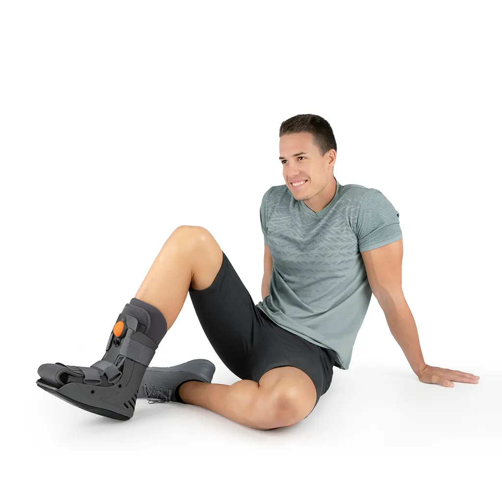 Ортез гомілковостопного суглоба Orliman Fix Air Short Walker EST-092 Розмір 3 (EST-092/3-2523) - фото 3