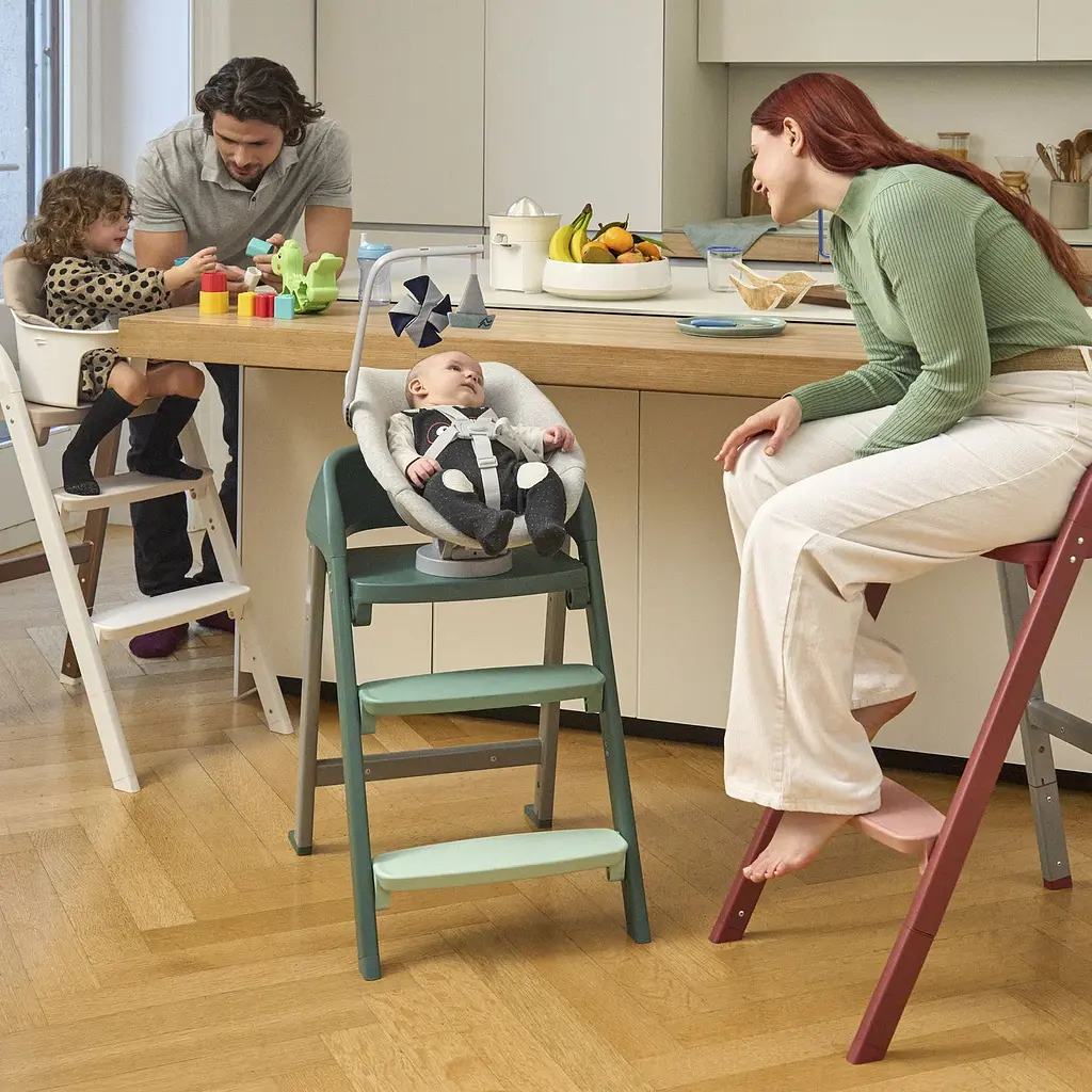 Стульчик для кормления 3 в 1 Chicco Crescendo Up зеленый (87046.87) - фото 8