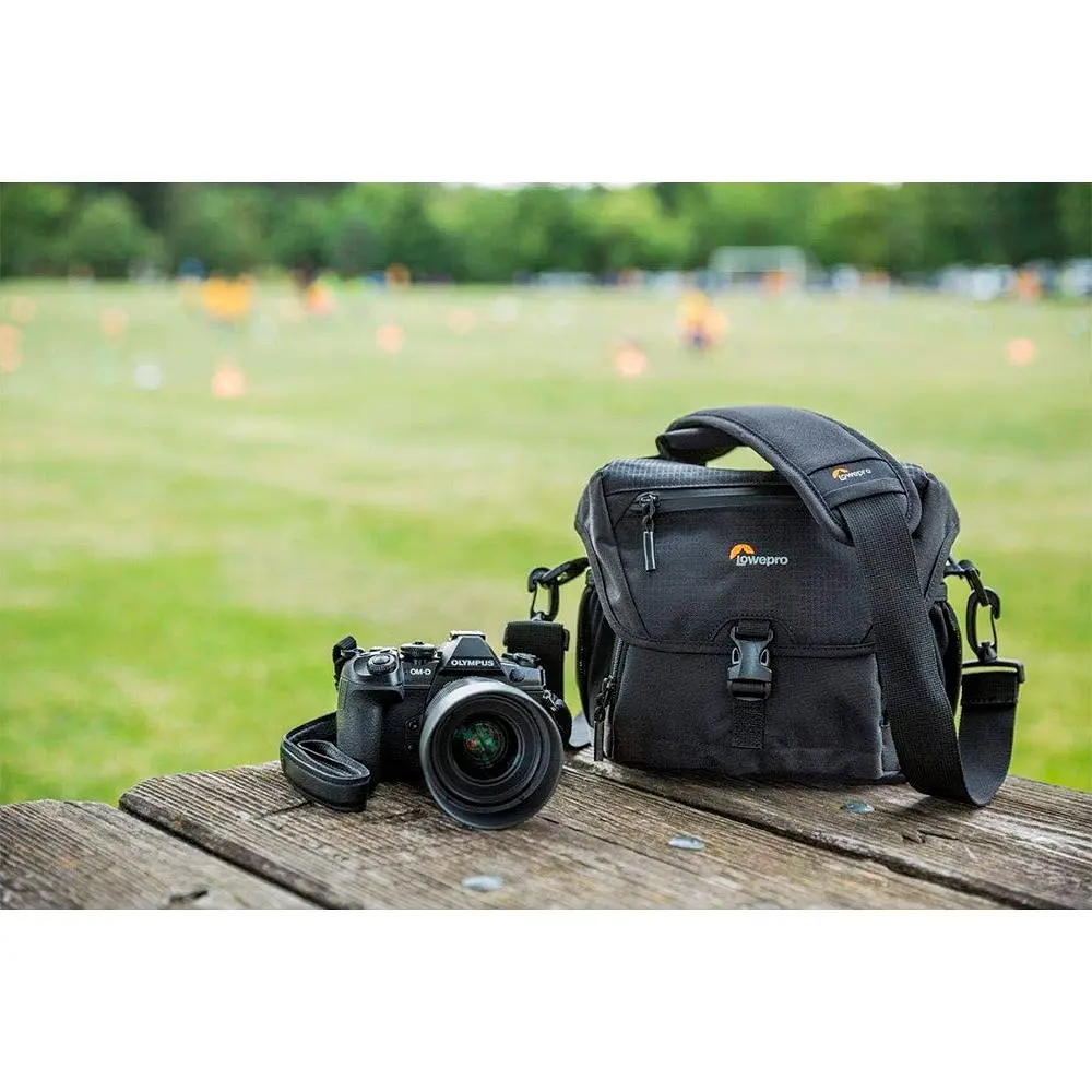 Сумка для фотоаппарата Lowepro Nova 170 AW II Black (LP37121-PWW) [135680] - фото 15