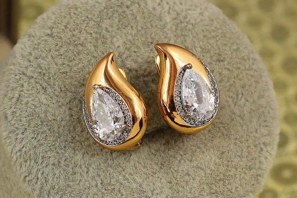 Сережки Xuping Jewelry полум"я з родієм 1,8 см золотисті