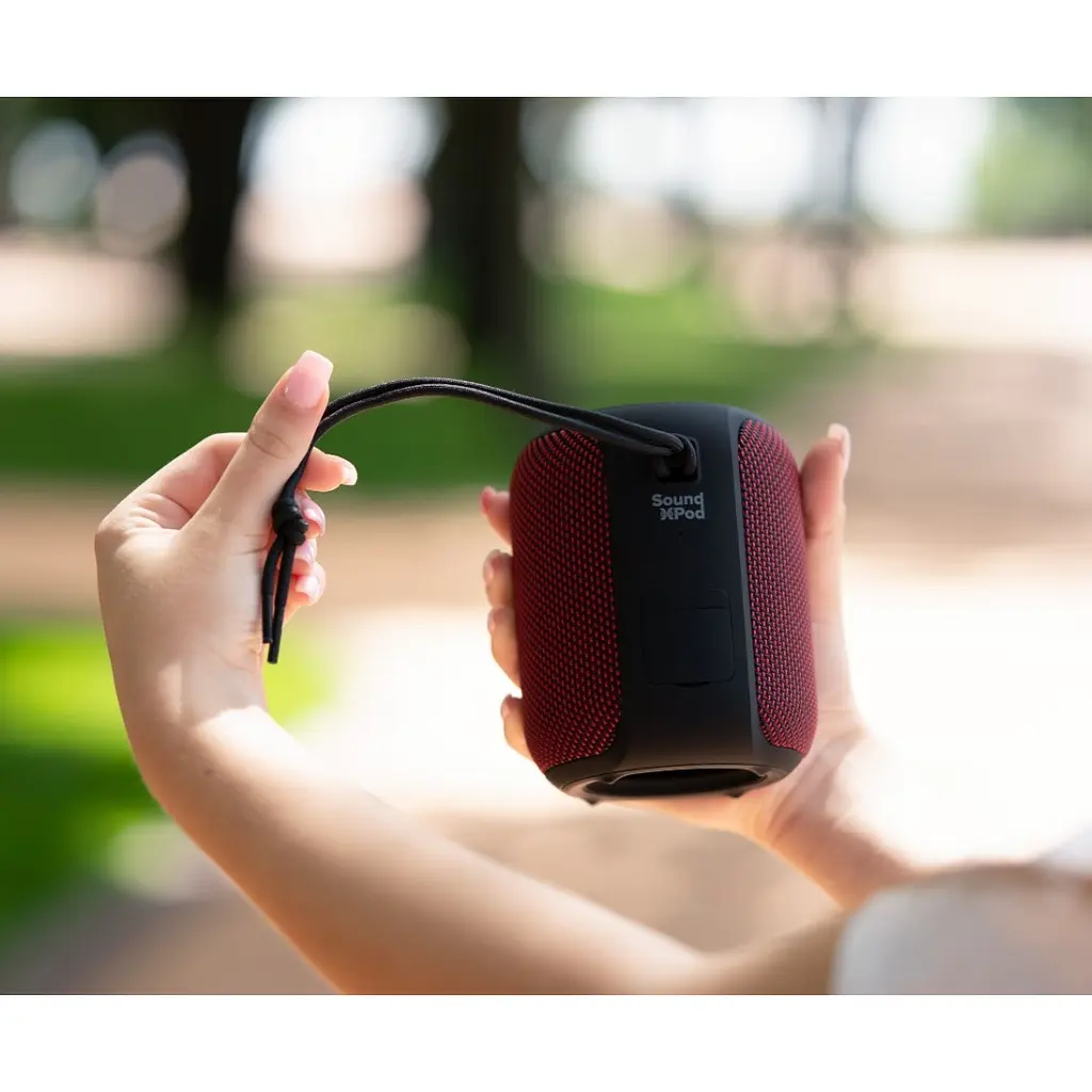Портативна колонка 2E SoundXPod Bluetooth TWS Waterproof Red - фото 5