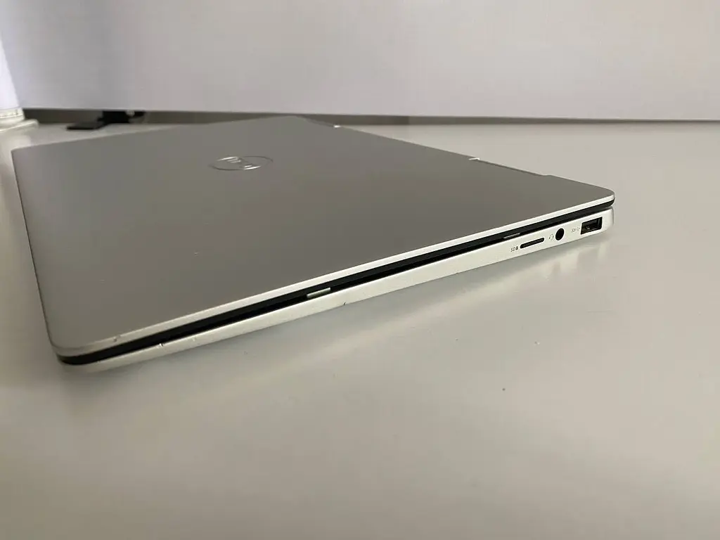 Ноутбук Dell Inspiron 13 7386 13.3" (i5-8265U / 8GB / SSD 256GB / 1920x1080 IPS Сенсорный) Refurbished - фото 6