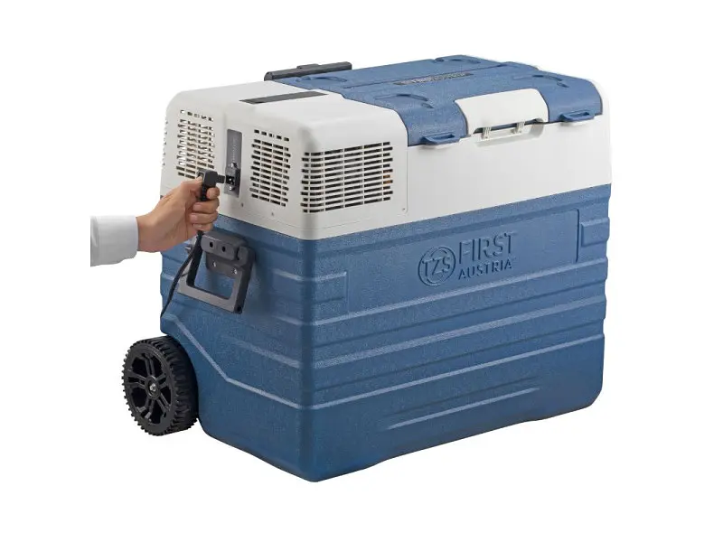 Автомобильный холодильник First FA-5171 - фото 7