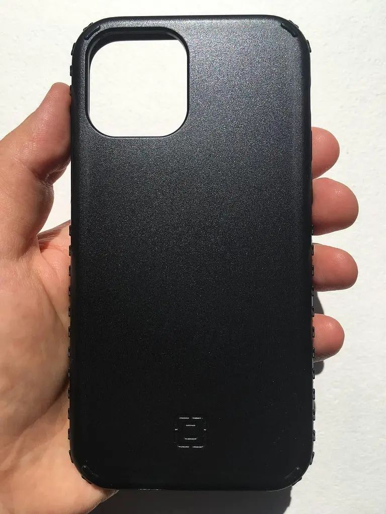 Оригінальний протиударний чохол Incipio Grip для iPhone 12 Pro Black (IPH-1945-DNM) - фото 7