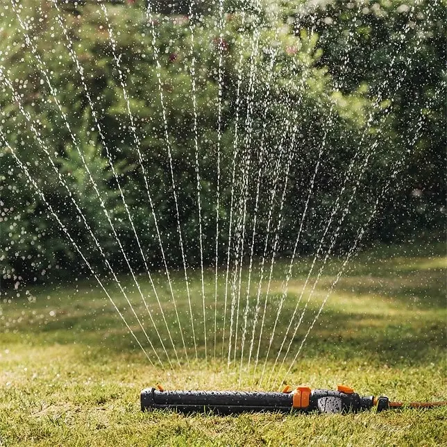Розприскувач осцилюючий з механізмом вкл/вимк Watering Fiskars (1027028) - фото 2