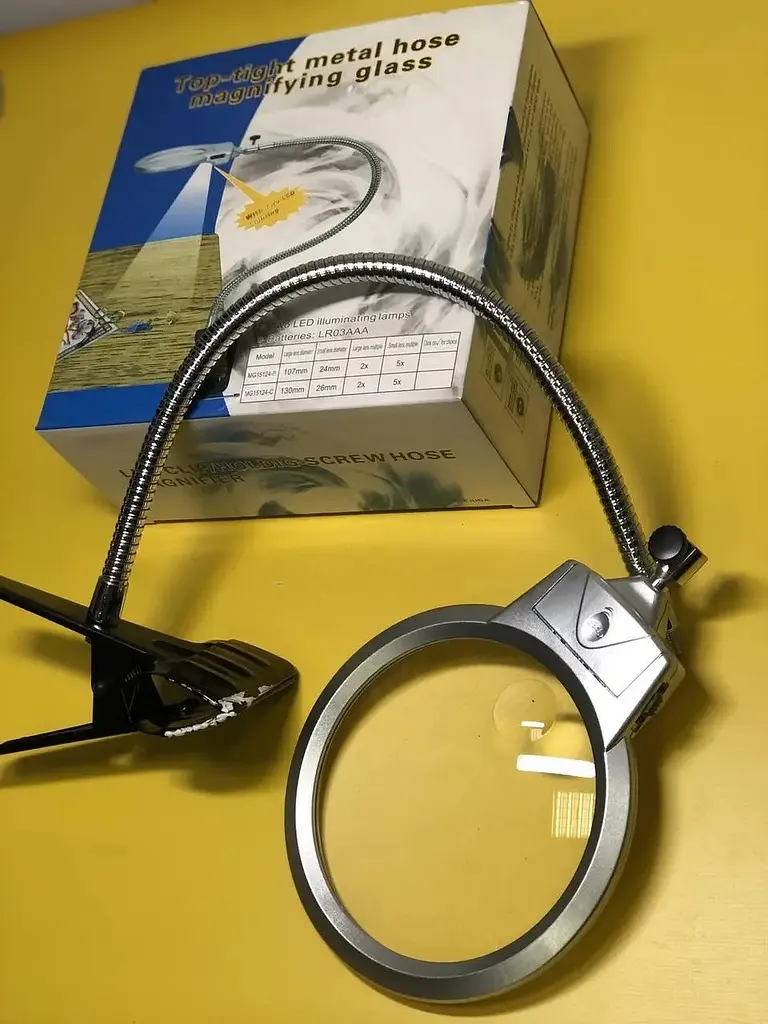 Лупа подвійна на гнучкій нозі з затискачем MG 15122-C з LED-підсвіткою 2х і 6-кратне збільшення - фото 8