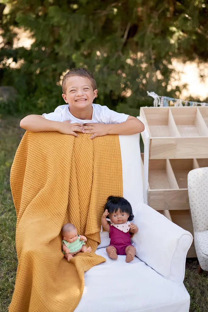 Комплект боді бордо зі слинявчиком для ляльок Miniland 38 см (31563) - фото 4