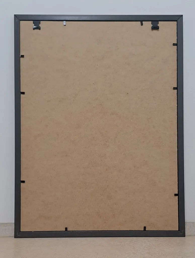 Фоторамка 30х45, червона, 1611А-012-57, СКЛО + ДВП                                                                                                                                                                                                                                                                                                                                                                                                                                                              - фото 3