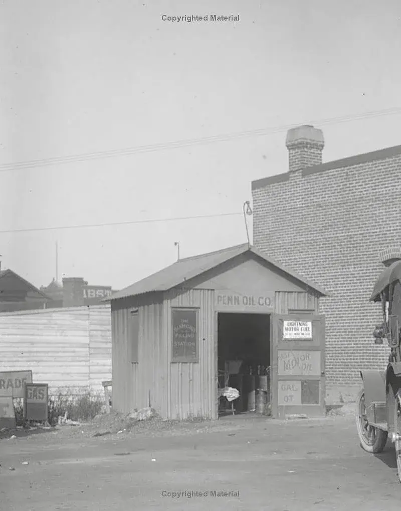 Gas Stations: An Illustrated History - фото 2