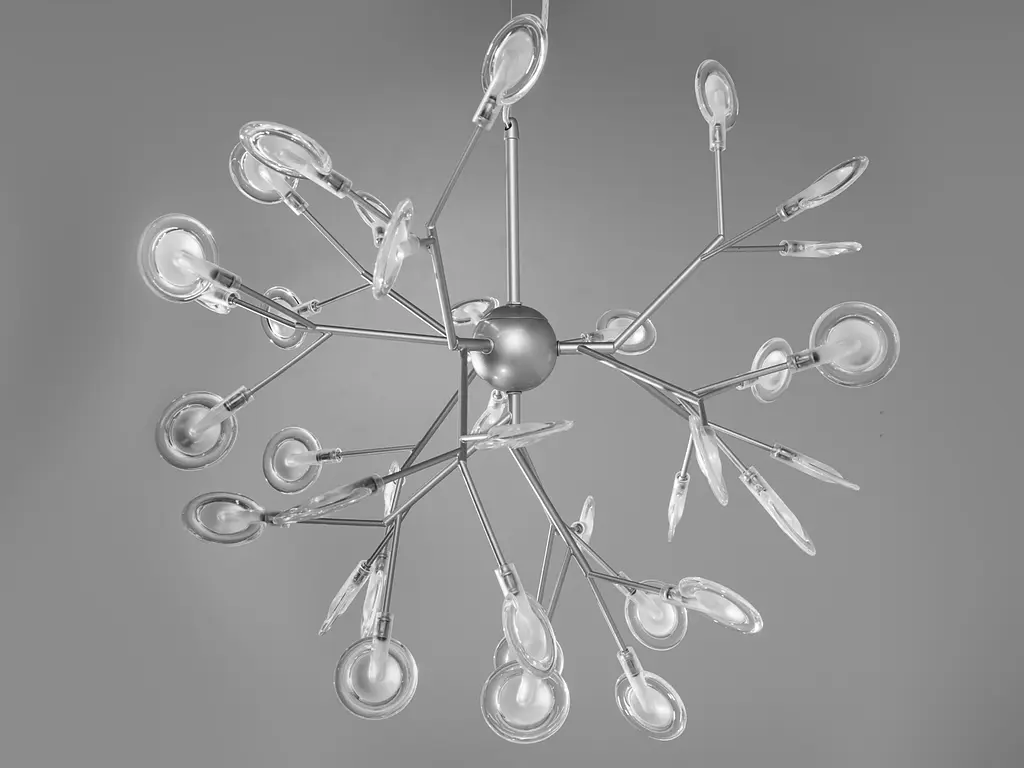 Лаконичная, гармонично сбалансированная люстра "Светлячок", 36 ламп, серебряная - фото 2