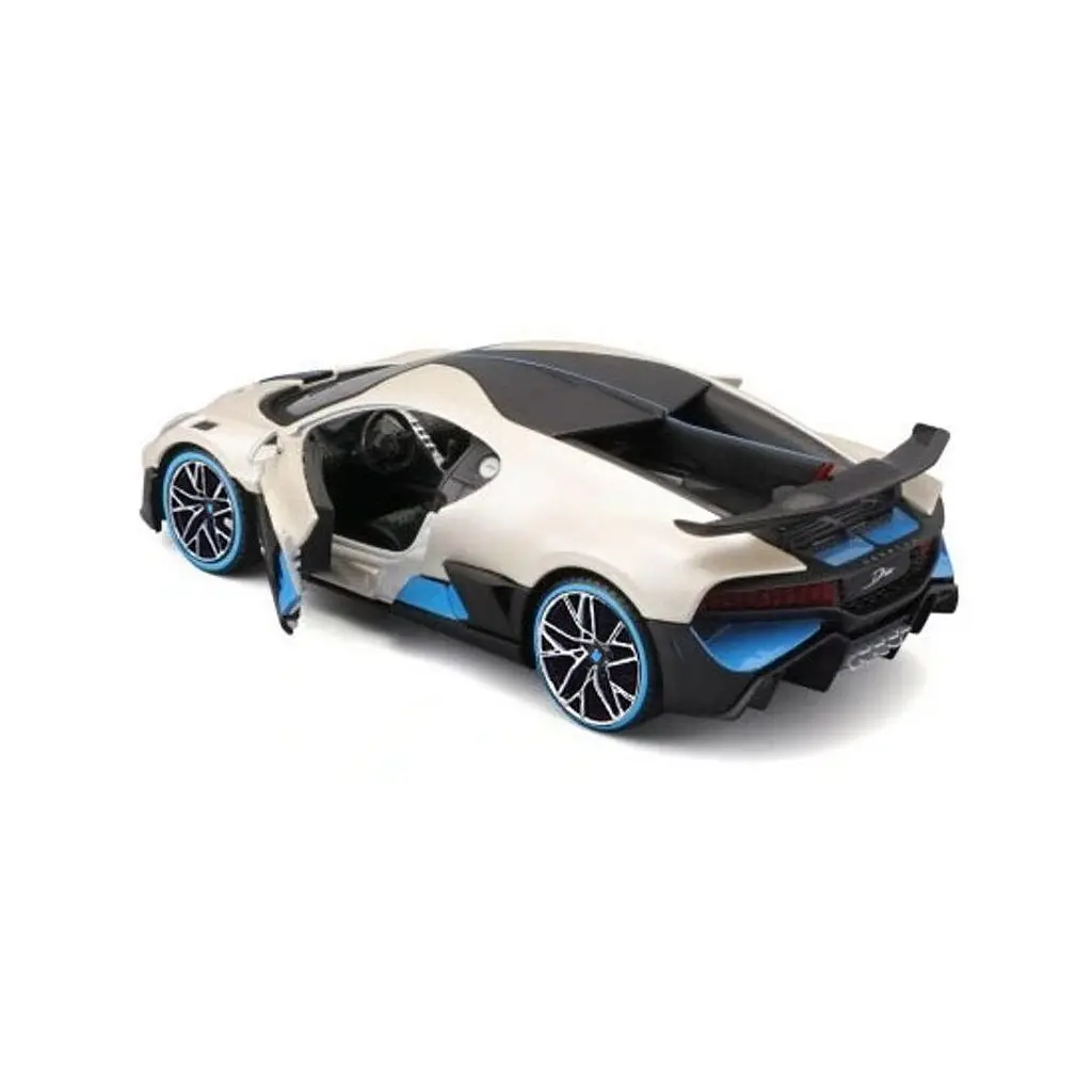 Масштабна модель автомобіля Maisto Bugatti Divo білий 1:24 (31526 met. white) - фото 3