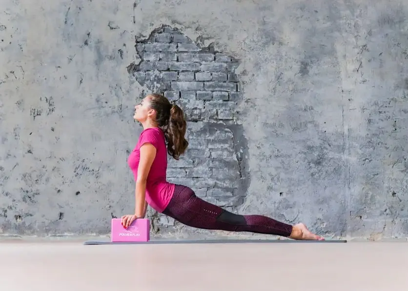 Блоки для йоги PowerPlay 4006 Yoga Brick EVA 2 шт Розовые (PP_4006_Pink_2in) - фото 3