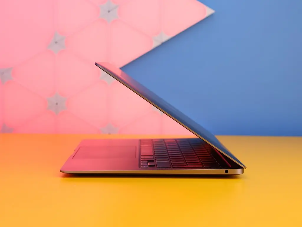 Ноутбук Apple MacBook Air 13 8/256GB Space Gray 2020 (MGN63) Б/В [160175] - фото 2