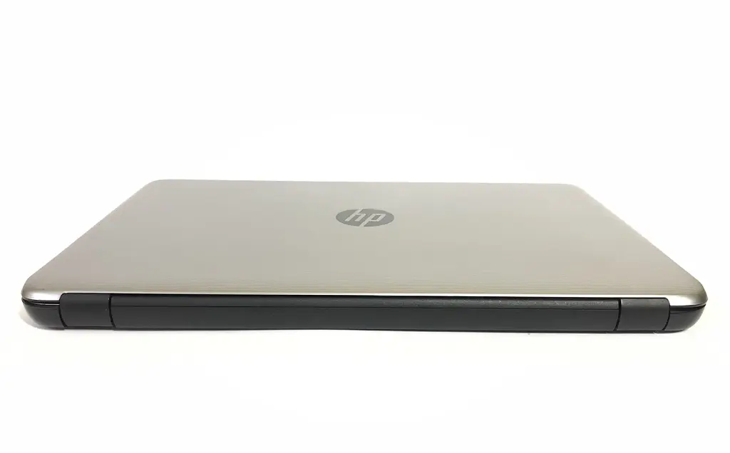 Ноутбук HP 15-ay182no / 15.6" FullHD / i3-7100U / 6GB / 128GB SSD / Win10 - Б/в - фото 9