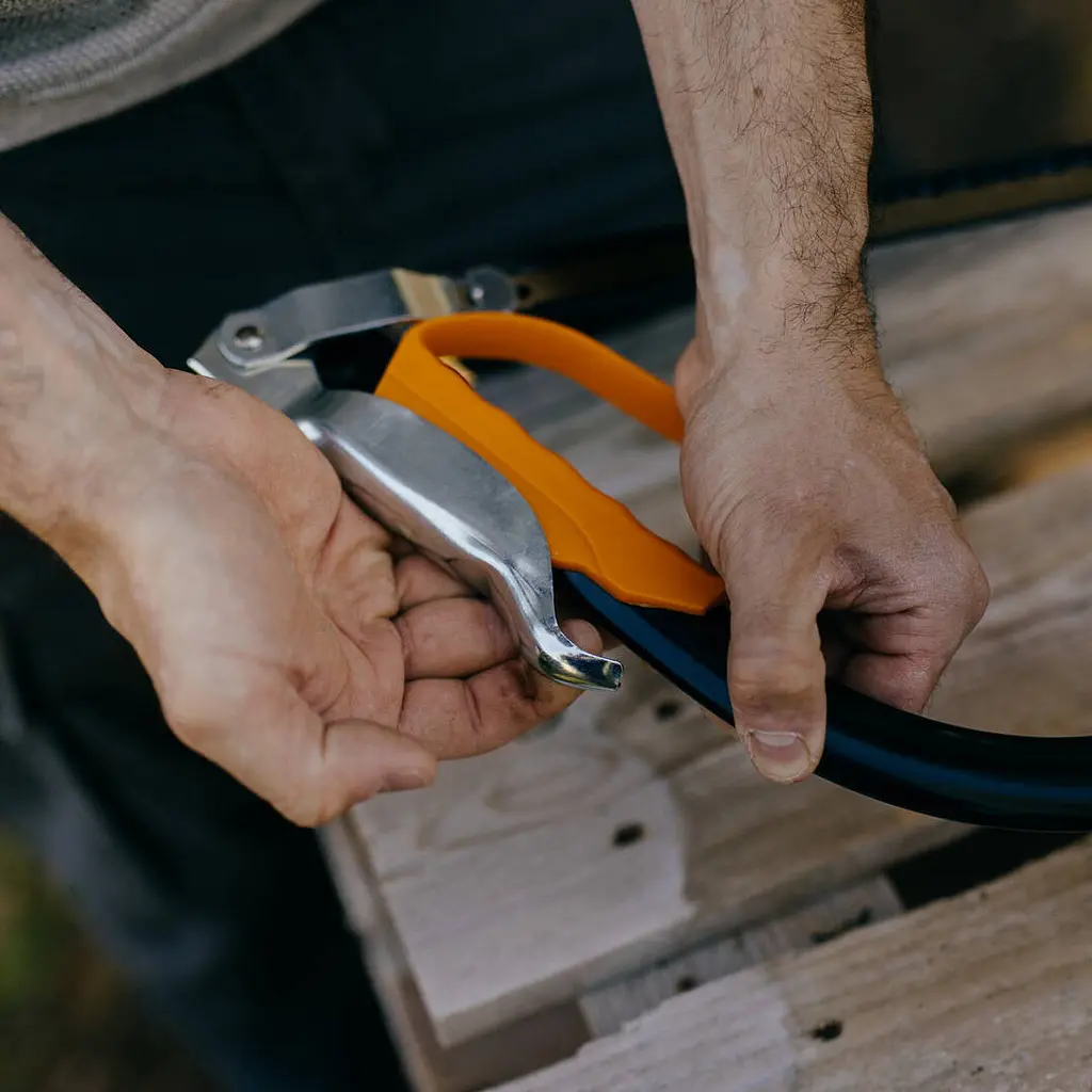 Лучковая пила Fiskars SW30 54 см 21" (1001621) - фото 3