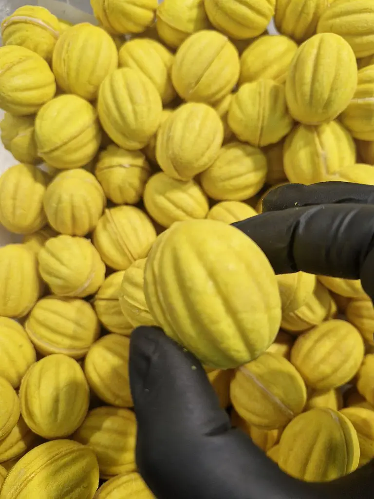 Набір Горішків Класика 12 шт. в упаковці - фото 7