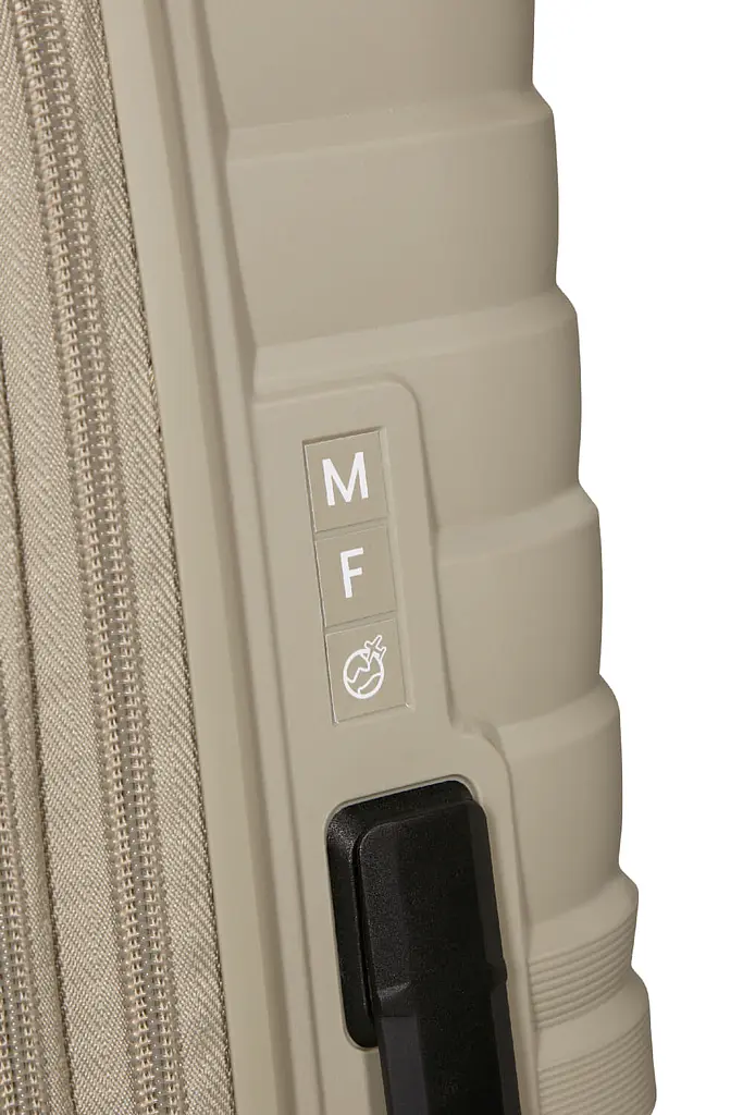Валіза American Tourister FLYTWIST 67 см SANDSTONE 67x45x26(29) MI1*05002 - фото 12