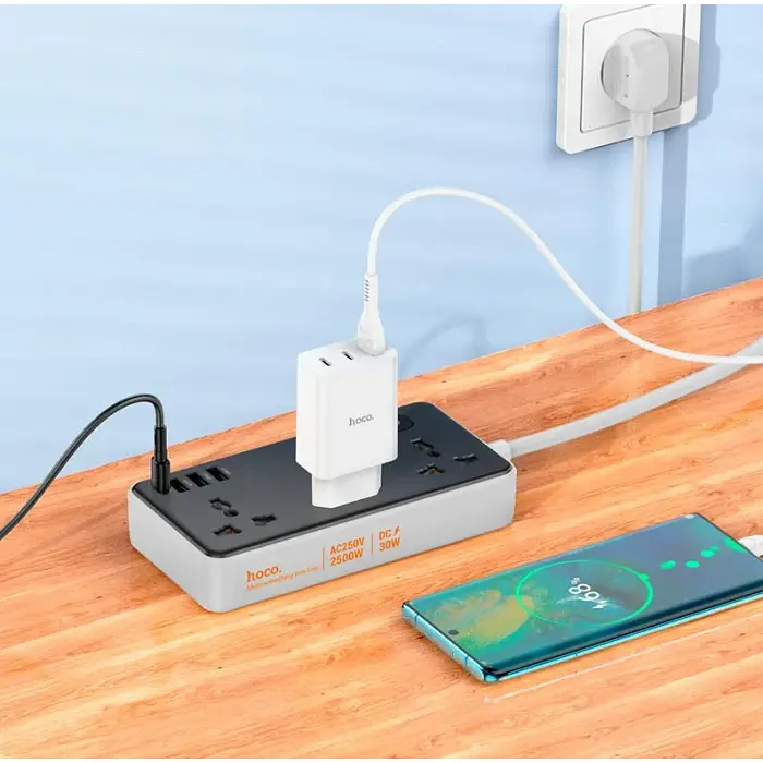 Удлинитель сетевой зарядный HOCO AC8A, 3 розетки, 3 USB и Type-C, кабель 1.5 м, быстрая зарядка 30 Вт - фото 3