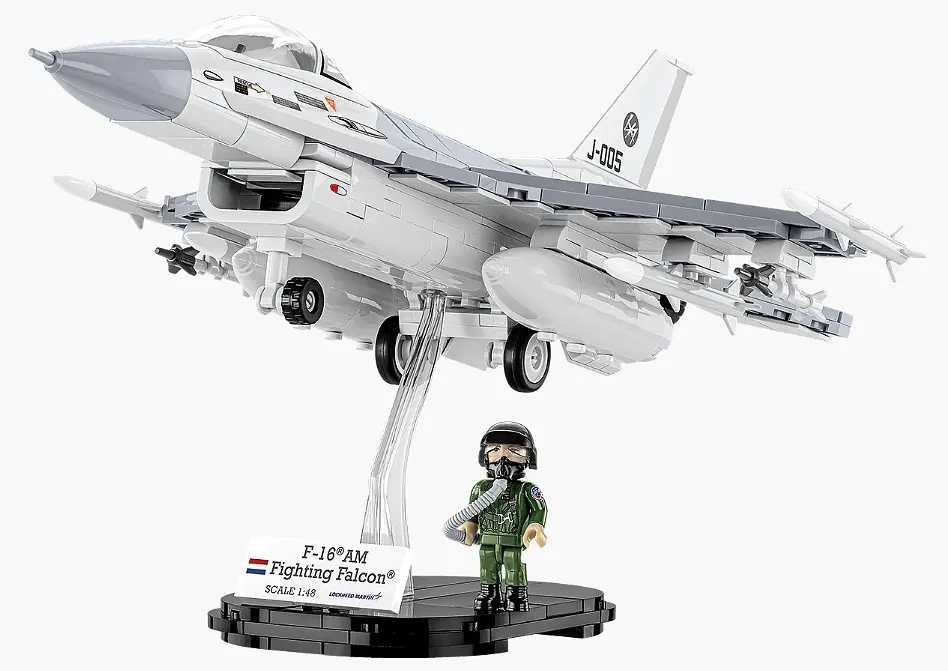 Конструктор Самолет истребитель F-16AM Fighting Falcon COBI 5896 - фото 2