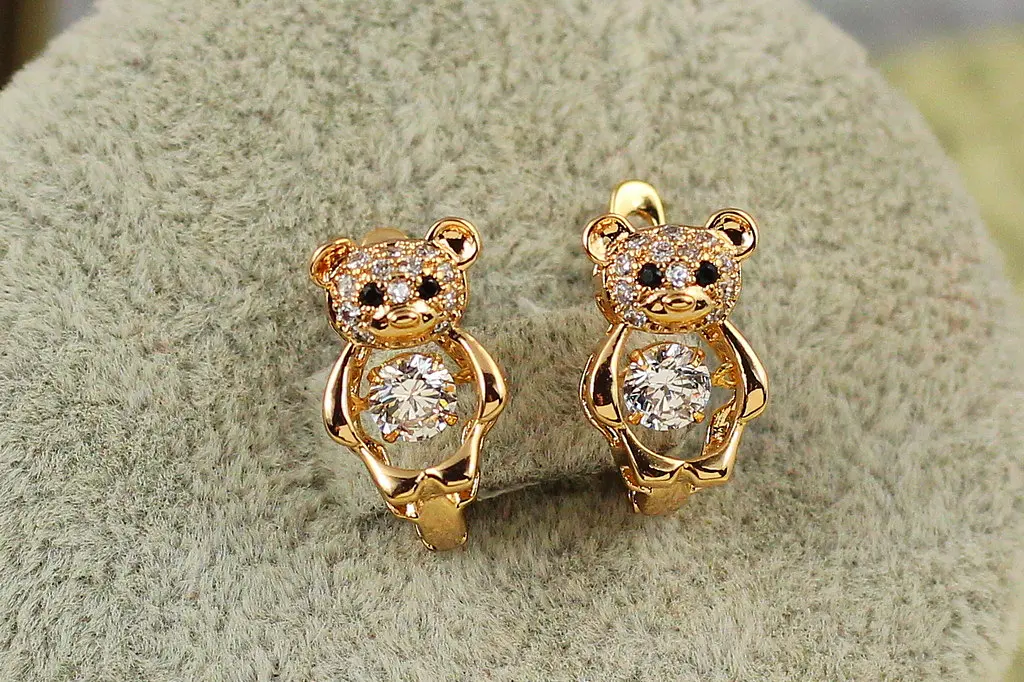 Сережки дитячі Xuping Jewelry ведмедики із танцюючим фіанітом 1,3 см золотисті - фото 2