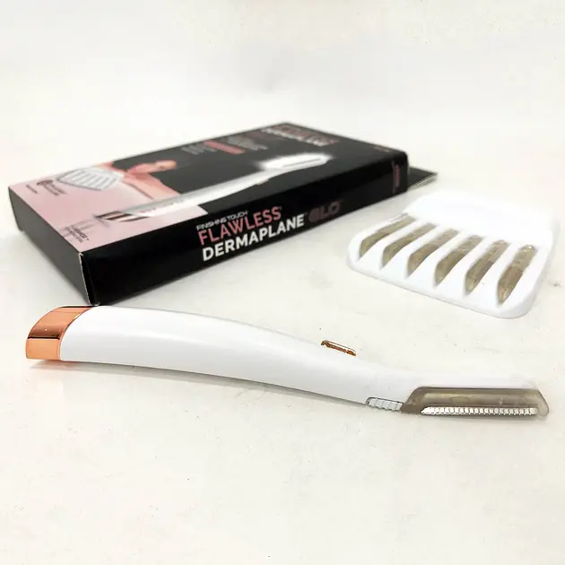 Тример-епілятор жіночий Flawless Dermaplane Glo, епілятор для інтимних зон - фото 4