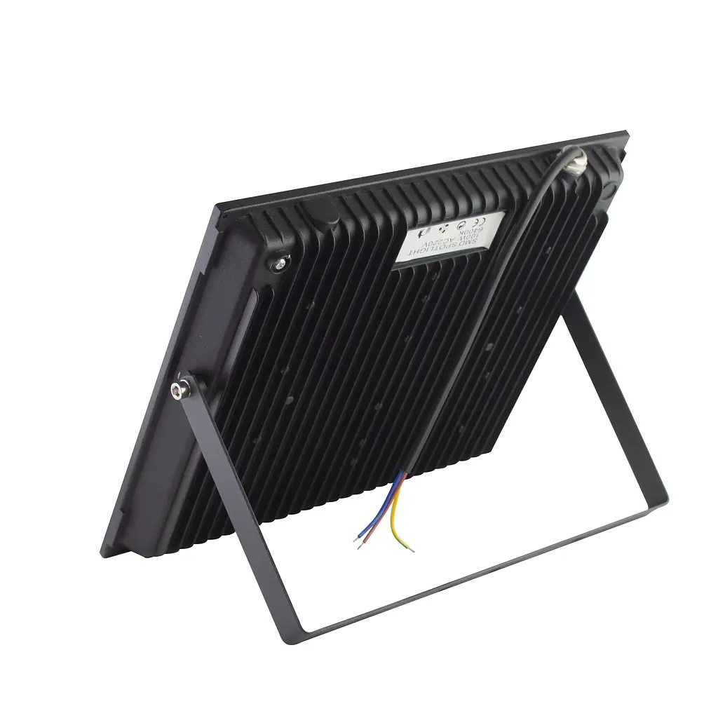 Уличный светильник Skarlat SP18-100W 6400K - фото 2