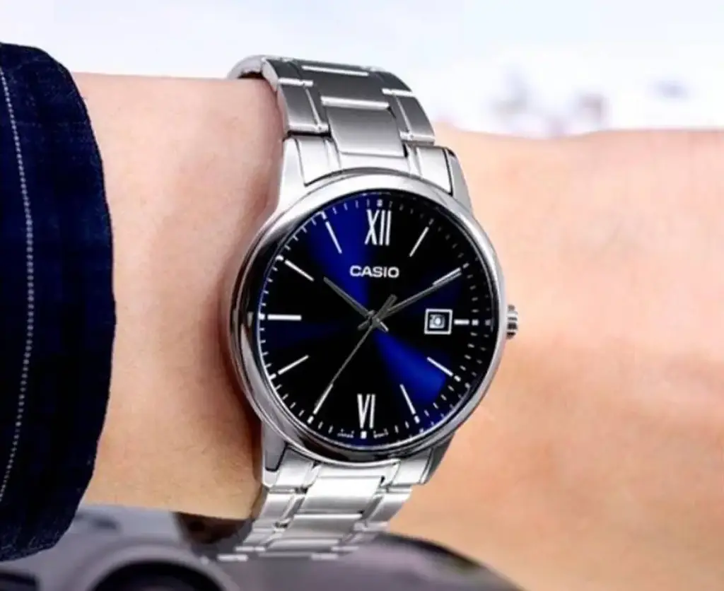 Годинник чоловічий Casio MTP-V002D-2B3 (модуль №2784) - фото 6