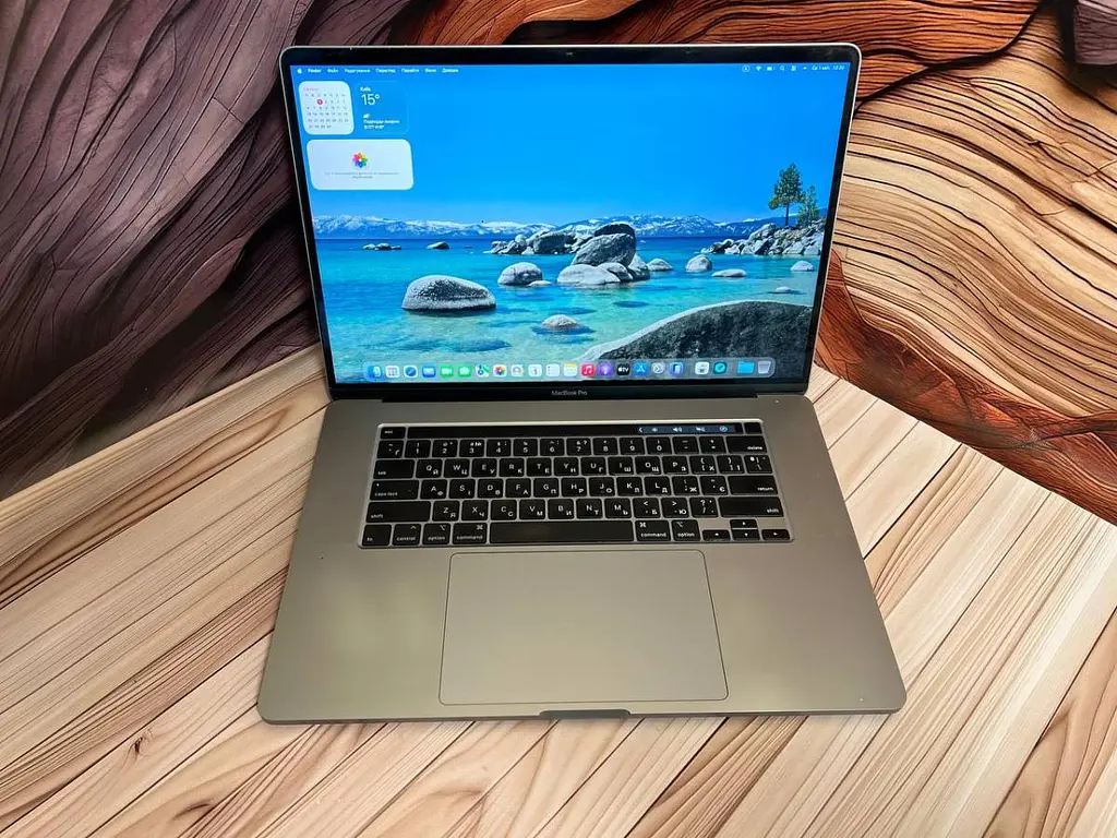 Ноутбук Apple MacBook Pro 16" i9-9880H/32/1TB (C02ZP4WJMD6T) Б/в - фото 1