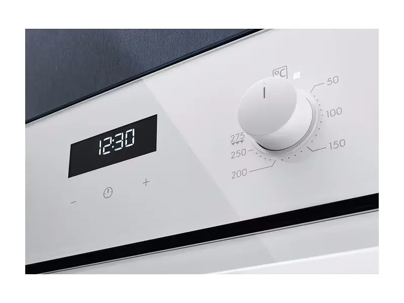 Духова шафа Electrolux SurroundCook (EOF5F50V) - фото 3