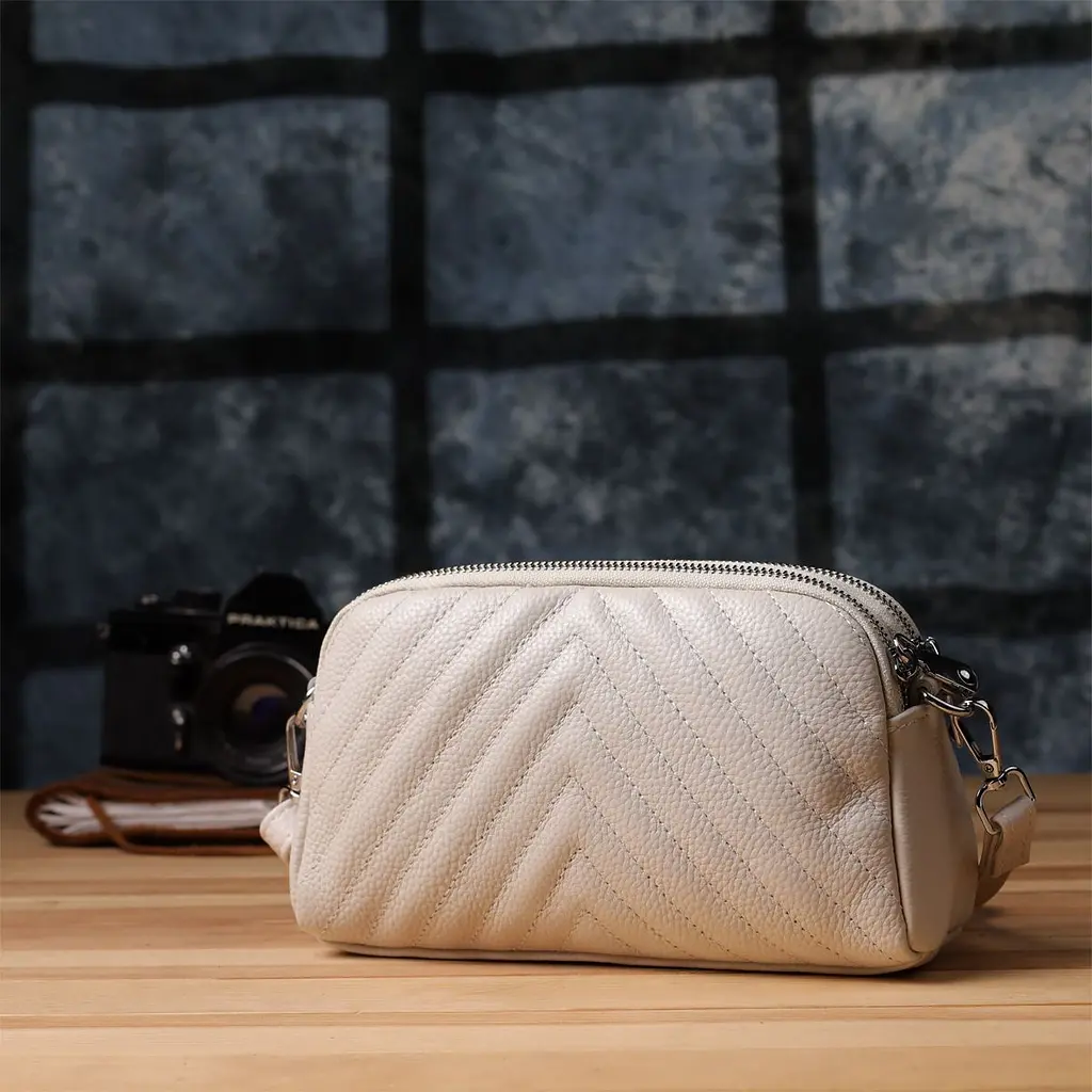 Модна сумка прошита трикутниками з натуральної шкіри Vintage 22910 біла - фото 9