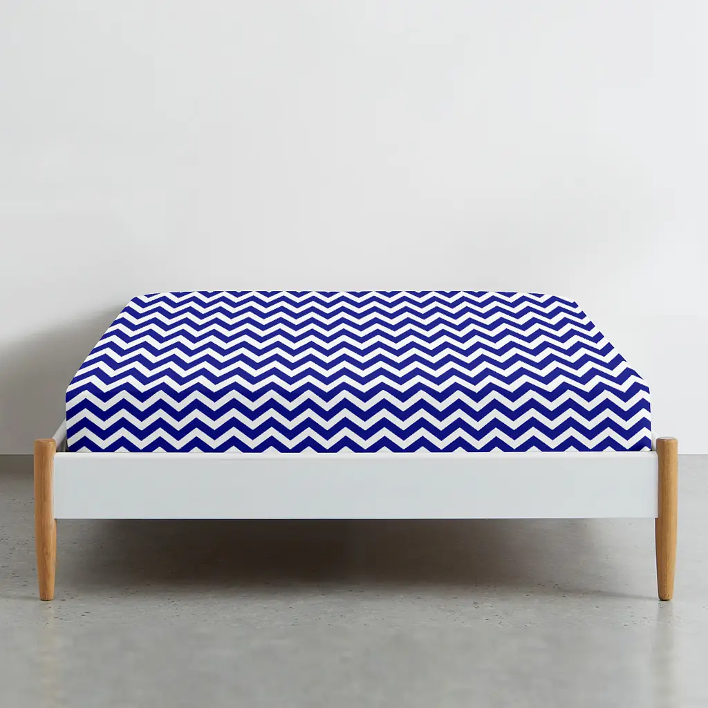 Простынь Cosas на резинке в детскую кроватку 60х120 dark blue zigzag, синий (Зигзаг_синий_15) - фото 2