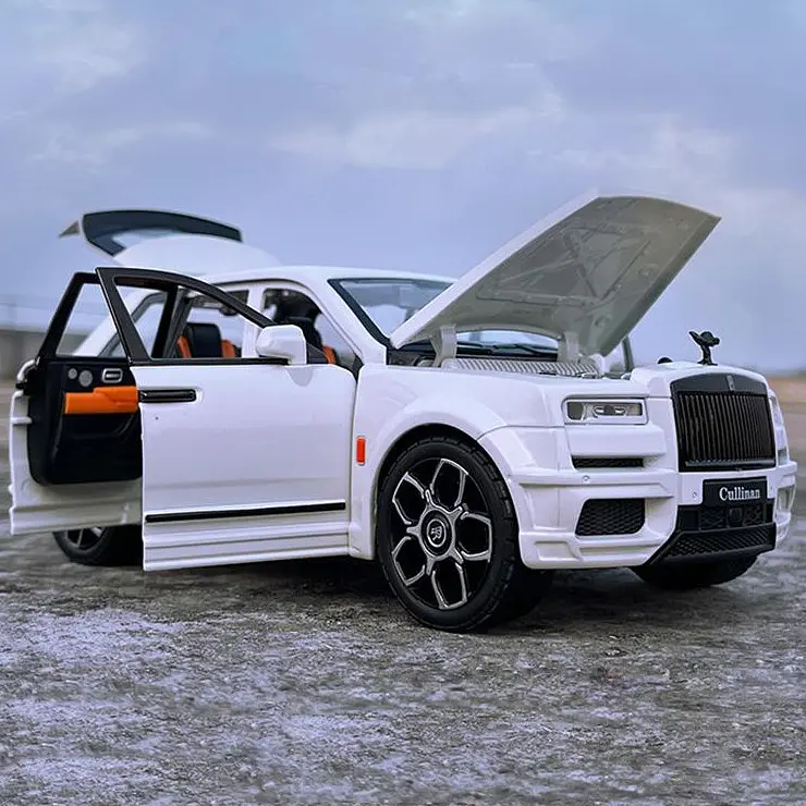 Колекційна металева модель автомобіля АвтоЕксперт Rolls-Royce Cullinan з інерцією, світлом та звуком 1:24 - фото 7