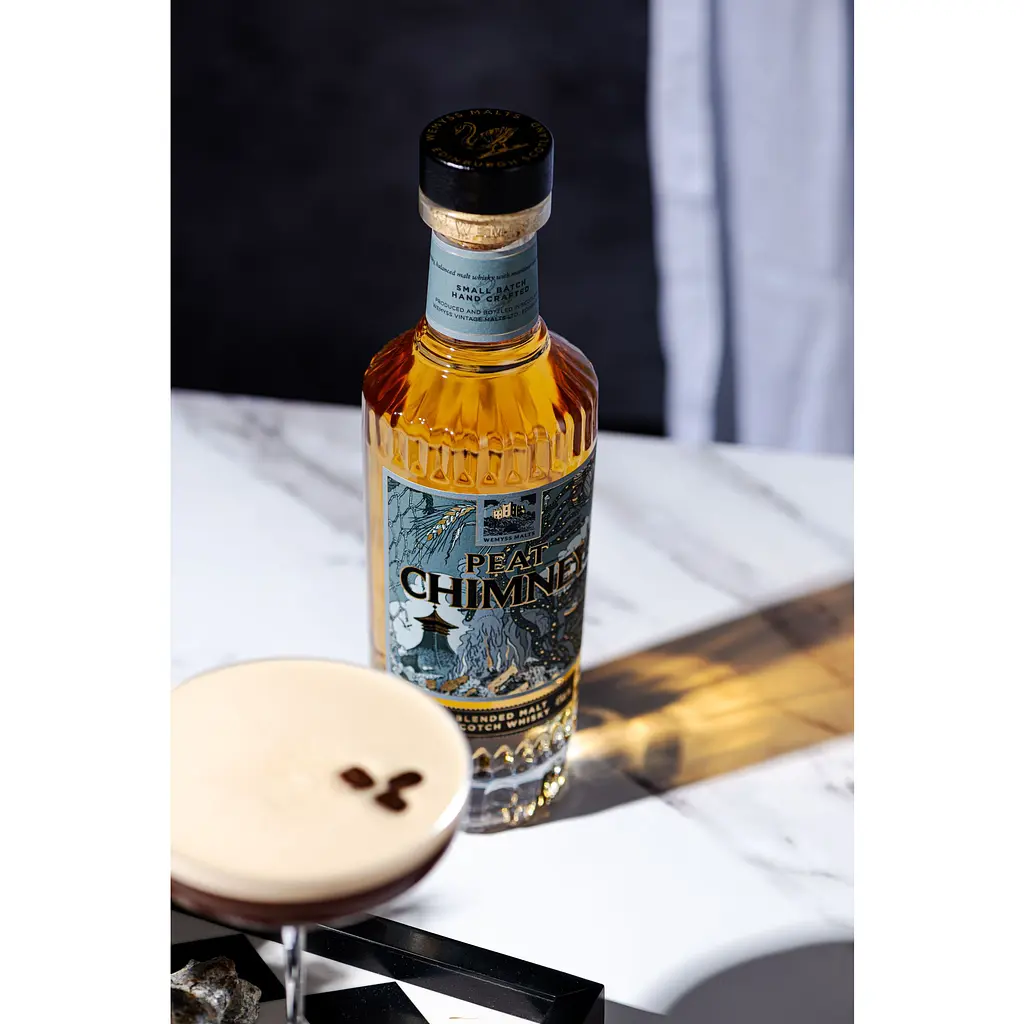 Виски Wemyss Malts Peat Chimney Blended Malt 46% 0.7 л в подарочной упаковке - фото 8